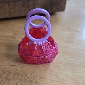 1/5$ 4/15$ 6/20$ Barbie Glitter Ring Holder